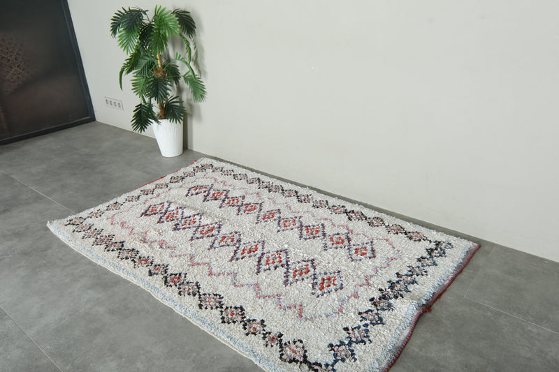 Geometric Moroccan wool rug - 4.9 ft x 9.3 ft - Boucherouite carpet