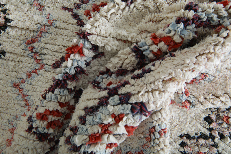 Geometric Moroccan wool rug - 4.9 ft x 9.3 ft - Boucherouite carpet