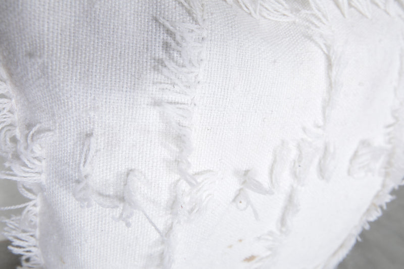 Handwoven Moroccan Kilim Pillow Cover – 17.3 inches x 20 inches