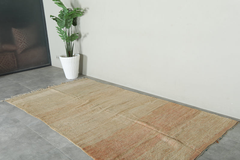 Beige minimalist Moroccan rug - 4.6 ft x 8.9 ft - Handmade wool carpet