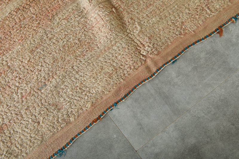 Beige minimalist Moroccan rug - 4.6 ft x 8.9 ft - Handmade wool carpet