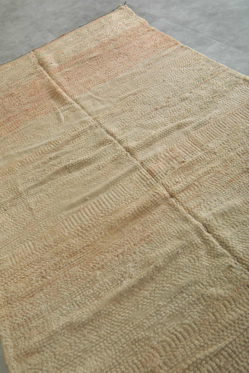 Beige minimalist Moroccan rug - 4.6 ft x 8.9 ft - Handmade wool carpet