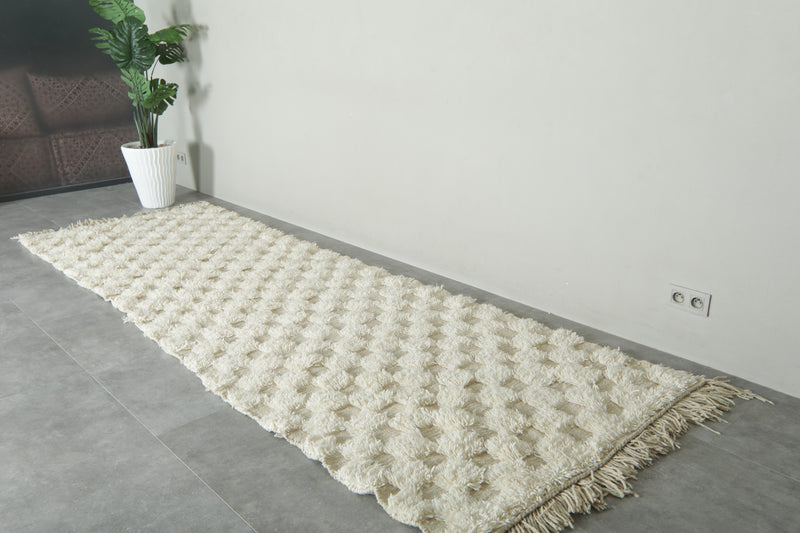 White and beige checkered Moroccan runner rug - 11.9 ft x 3.9 ft