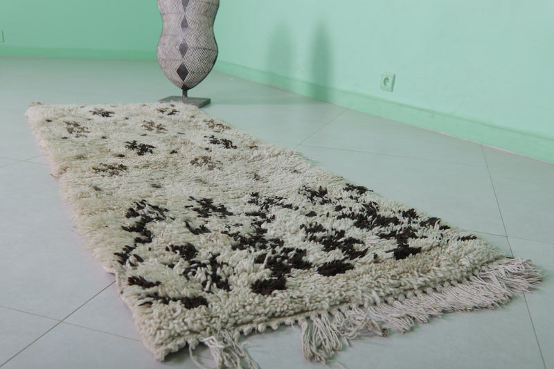 Moroccan Rug - Minimalist Berber Design 2.1ft x 5.7ft | Handmade