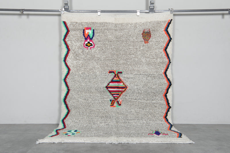 Colorful handmade rug 4.7 FT X 6.7 FT