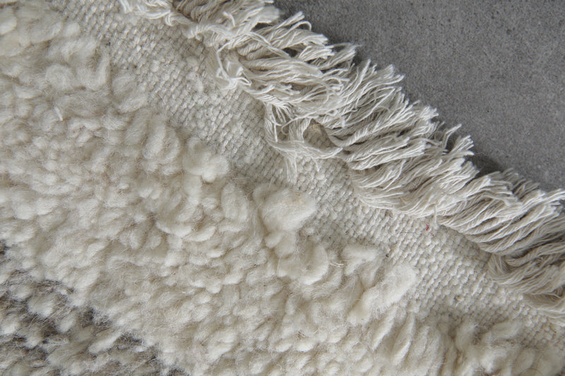 Colorful handmade rug 4.7 FT X 6.7 FT