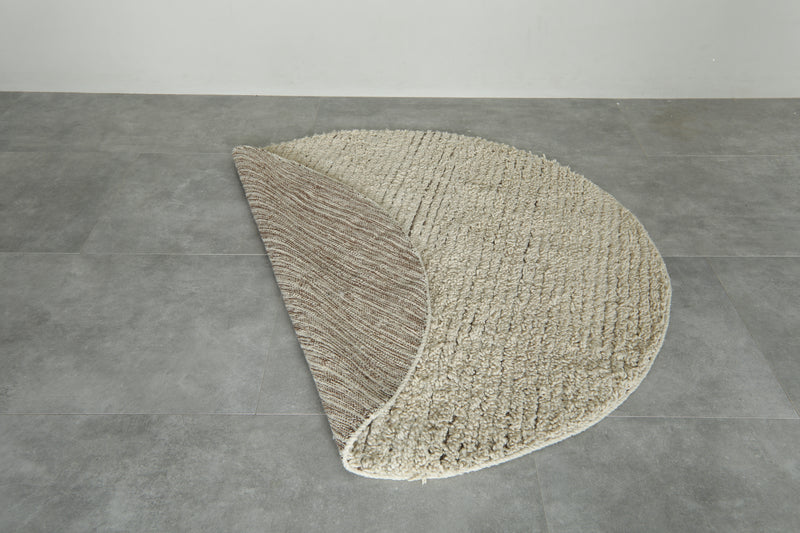 Soft Woven Round Rug – Handcrafted Textured Cotton Blend