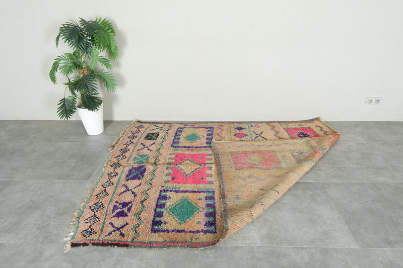 Beige geometric Moroccan rug - 5.5 ft x 7.1 ft - Handwoven carpet - Boucherouite rug