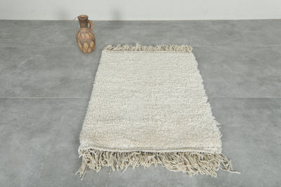 Handwoven Moroccan rug 2.1 FT X 2.9 FT - beni ourain rug