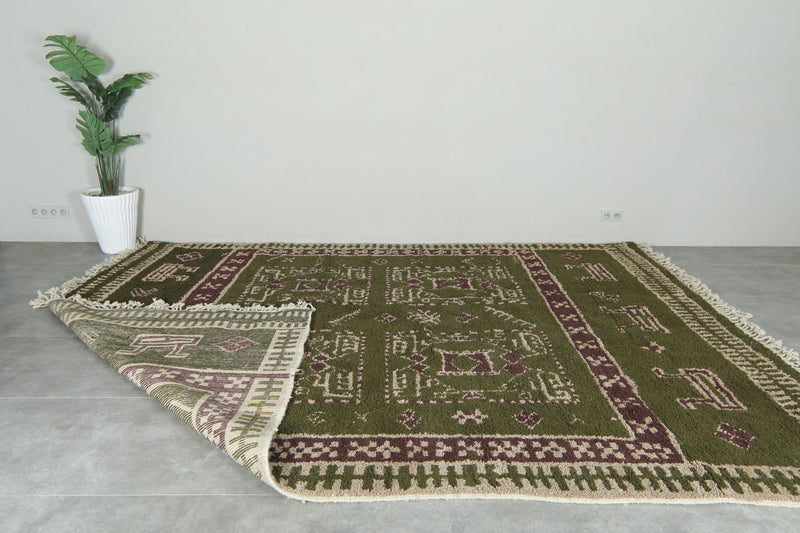 Olive green Moroccan rug – Tribal berber design - 9.4 ft x 12 ft