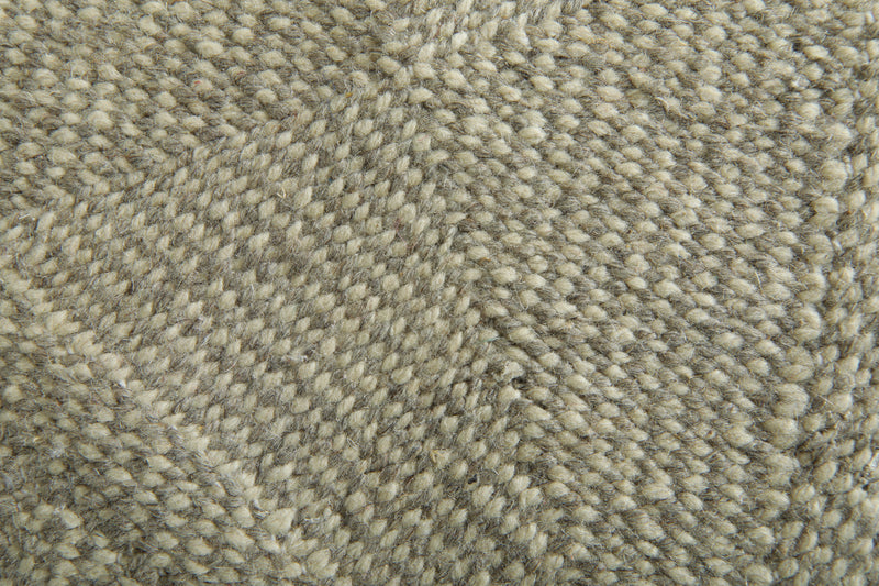 Small beige Moroccan rug - 3.7 ft x 5.1 ft