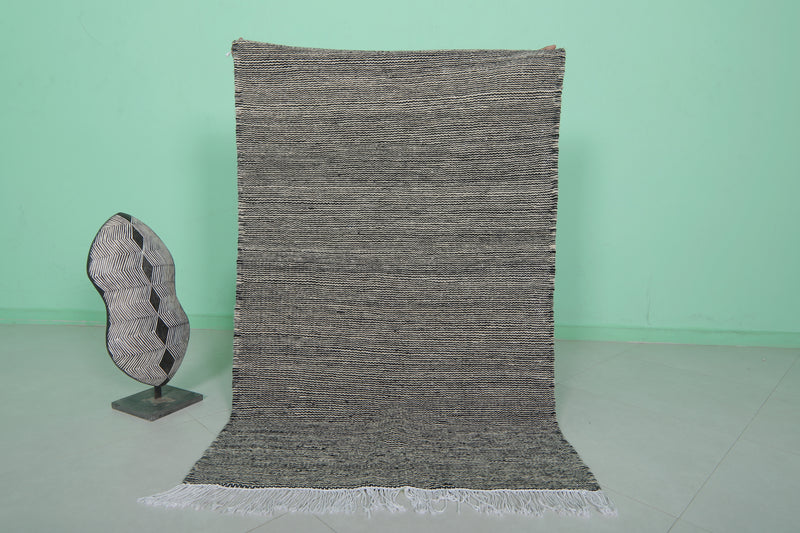 Black and White Moroccan Rug - 3.4 X 5.3 Feet | Handwoven Elegance - Flat woven rugs