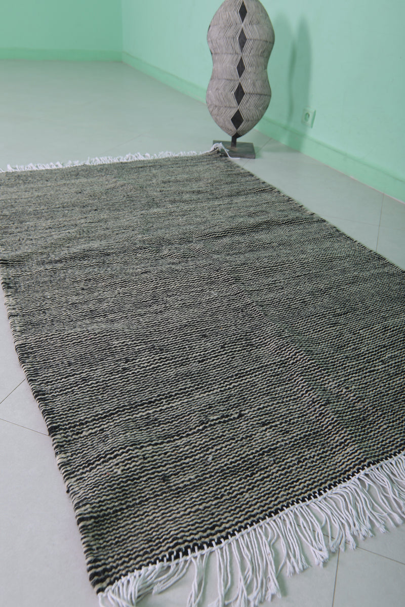 Black and White Moroccan Rug - 3.4 X 5.3 Feet | Handwoven Elegance - Flat woven rugs