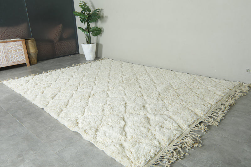 Handmade geometric Moroccan rug with diamond pattern - 8.2 ft x 10.4 ft