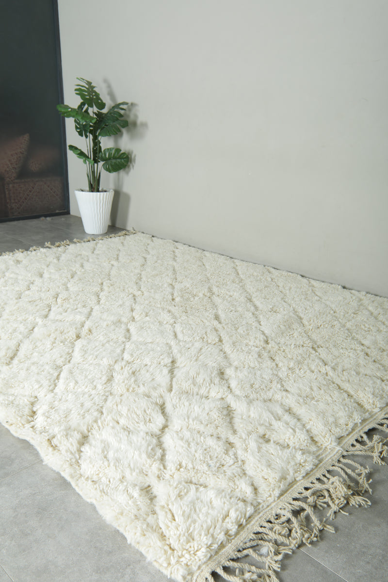 Custom Handwoven Moroccan Rug – Minimalist Cream/White Shaggy Wool Carpet