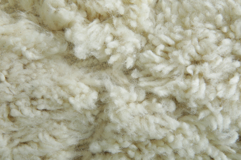 Custom Handwoven Moroccan Rug – Minimalist Cream/White Shaggy Wool Carpet