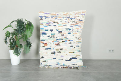 Handwoven boucherouite Moroccan rag rug - 3 ft x 4.3 ft - Handmade wool carpet - Boucherouite rug