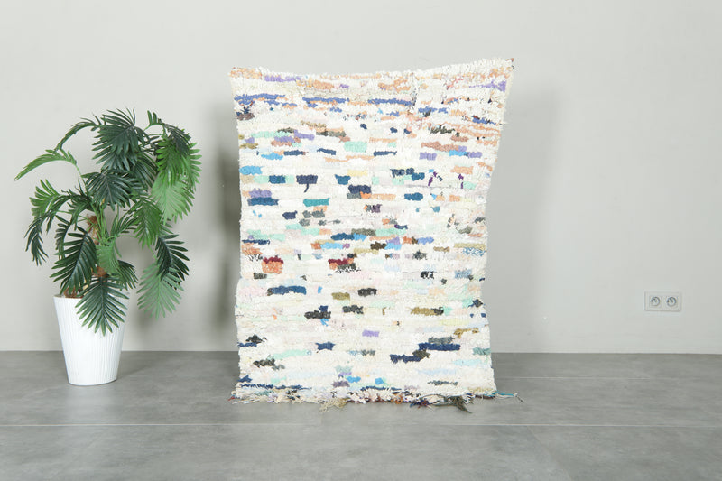 Handwoven boucherouite Moroccan rag rug - 3 ft x 4.3 ft - Handmade wool carpet - Boucherouite rug