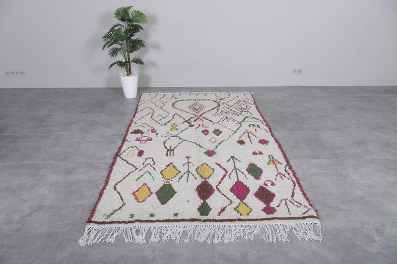 Charming Vintage Azilal Berber Rug – Handwoven 5 X 9 Feet