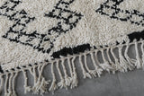 White and Black Moroccan Rug 4.6 X 7.8 Feet