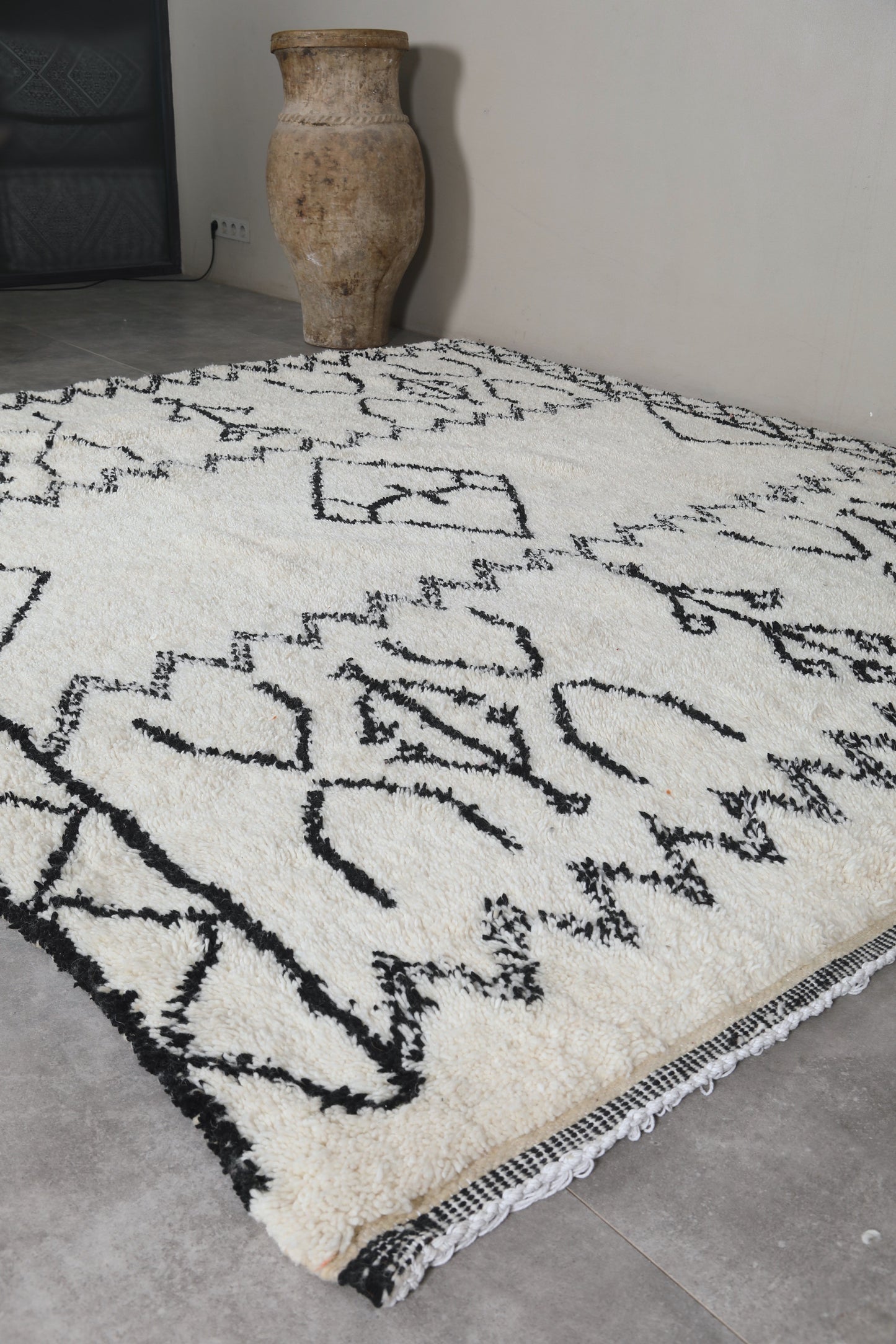 Moroccan rug 8.2 X 8.2 Feet - Azilal rugs
