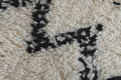 Moroccan rug 8.2 X 8.2 Feet - Azilal rugs