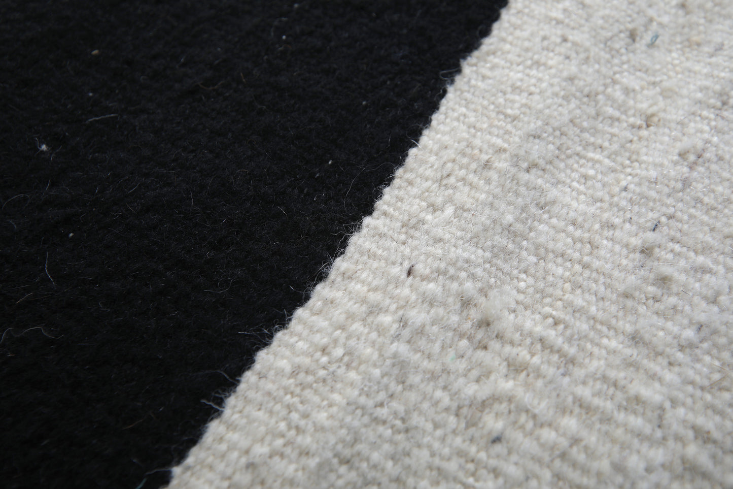 Flat Woven Moroccan rug - Black and white rug - Morocco rug