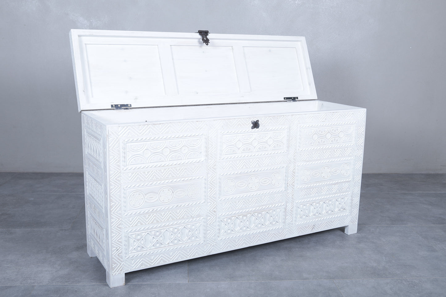Vintage Moroccan chest  H 27.9 inches x W 51.5 inches x D 14.5 inches