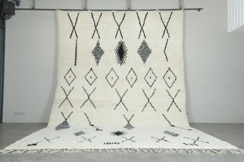 Custom Beni Ourain Rug – Handmade Black & White Moroccan Wool Carpet