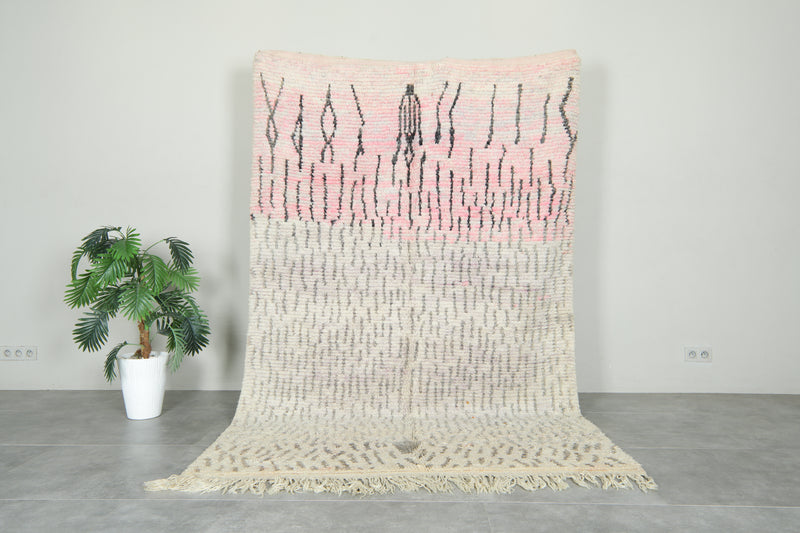 Beige & pink Moroccan rug with black geometric design - 5.6 ft x 8.8 ft