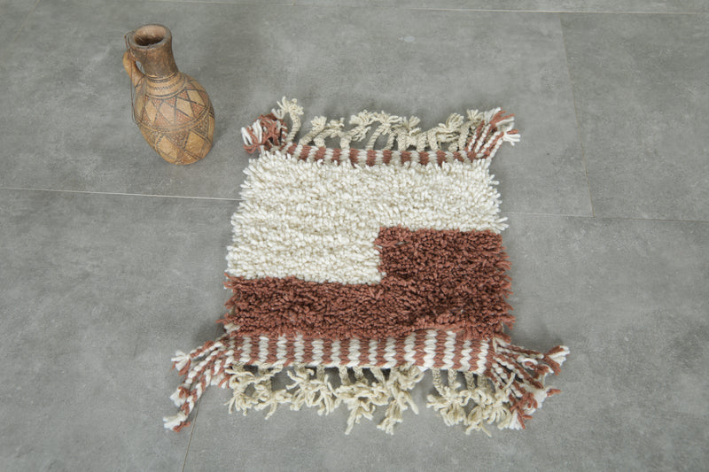 Handmade Moroccan rug – Cream & brown mini color block accent - 1.4 FT X 1.4 FT