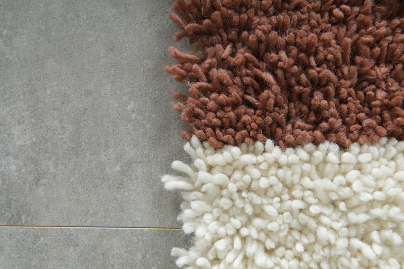 Handmade Moroccan rug – Cream & brown mini color block accent - 1.4 FT X 1.4 FT