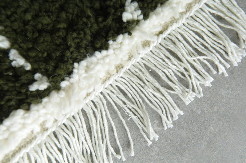 Small deep green & white checkered Moroccan rug - 1.1 FT X 1.1 FT