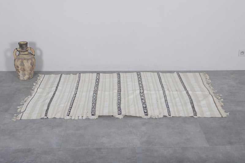 Handwoven Berber Tribal Rug - 3.6 FT X 6.3 FT - Wedding blanket