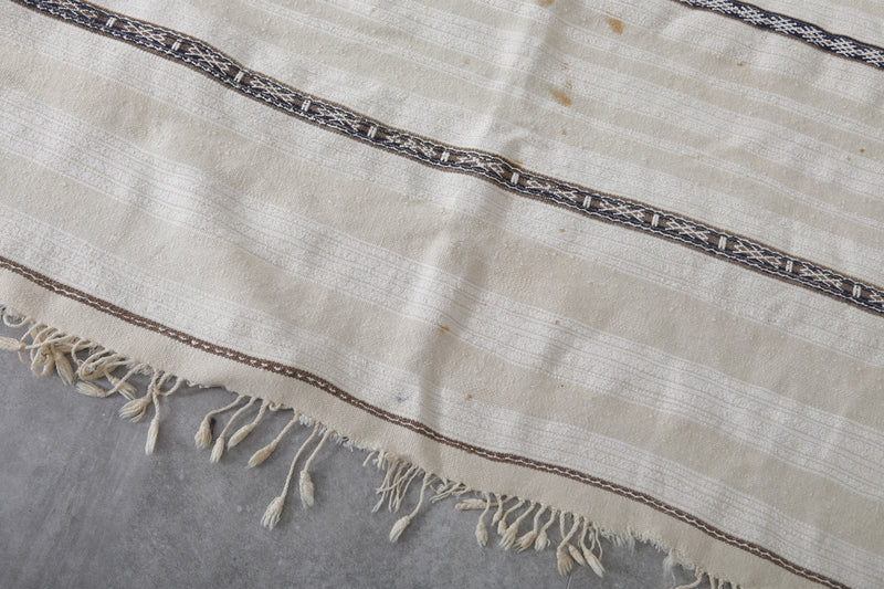 Handwoven Berber Tribal Rug - 3.6 FT X 6.3 FT - Wedding blanket