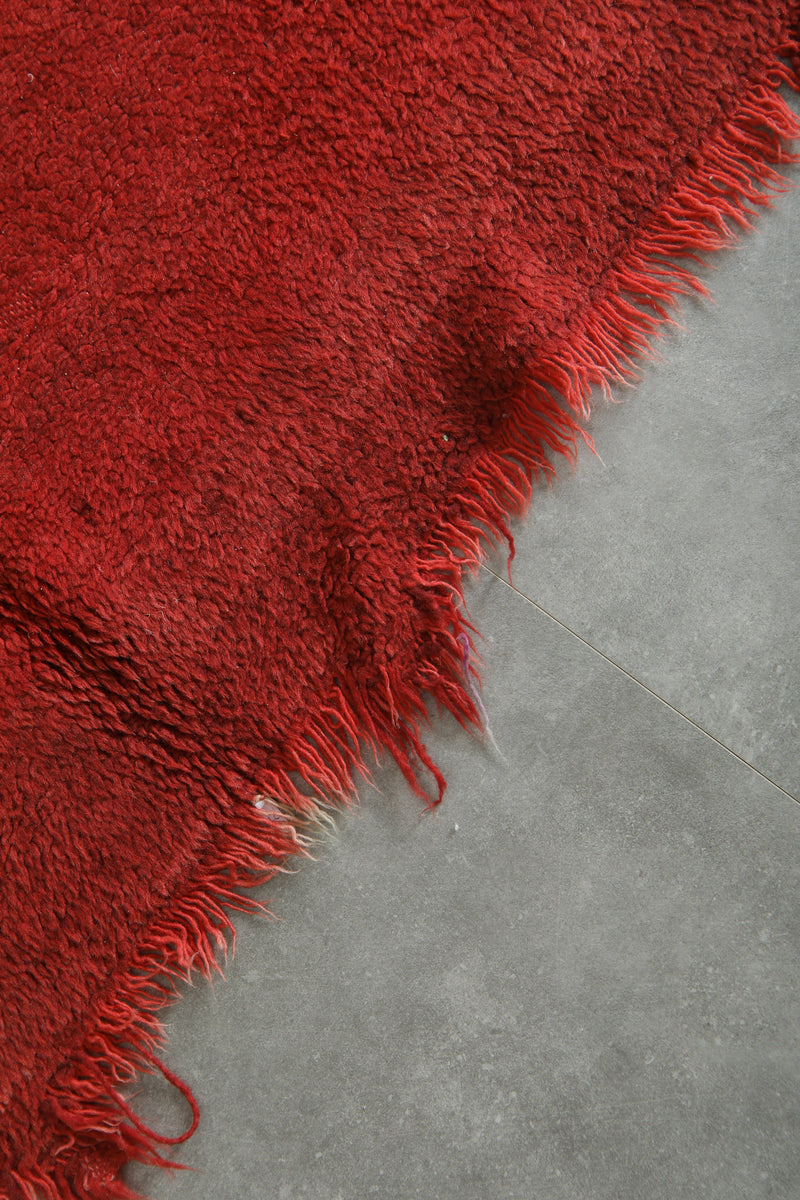 Minimalist red Moroccan rug - 5.3 ft x 5.7 ft - Handwoven wool carpet