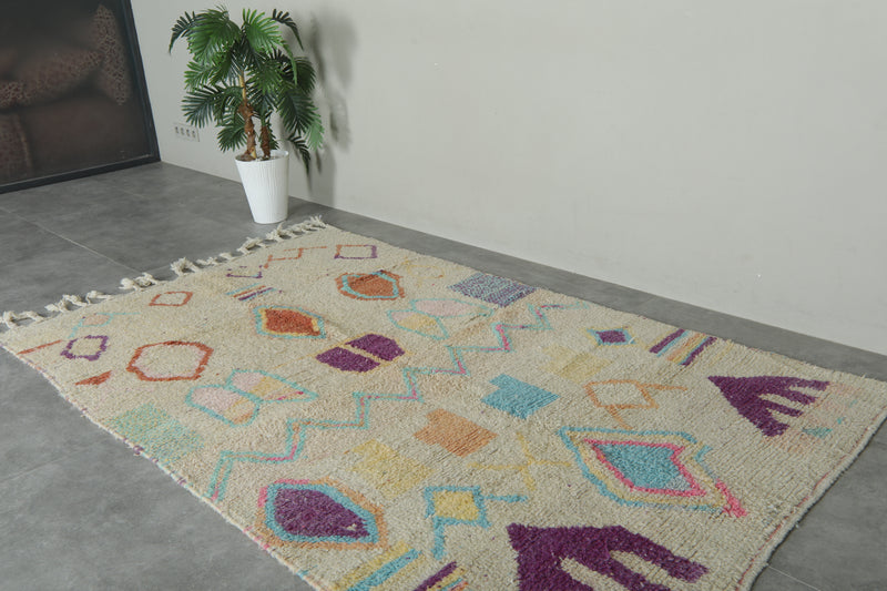 Handwoven Moroccan Rug 5 x 8 feet