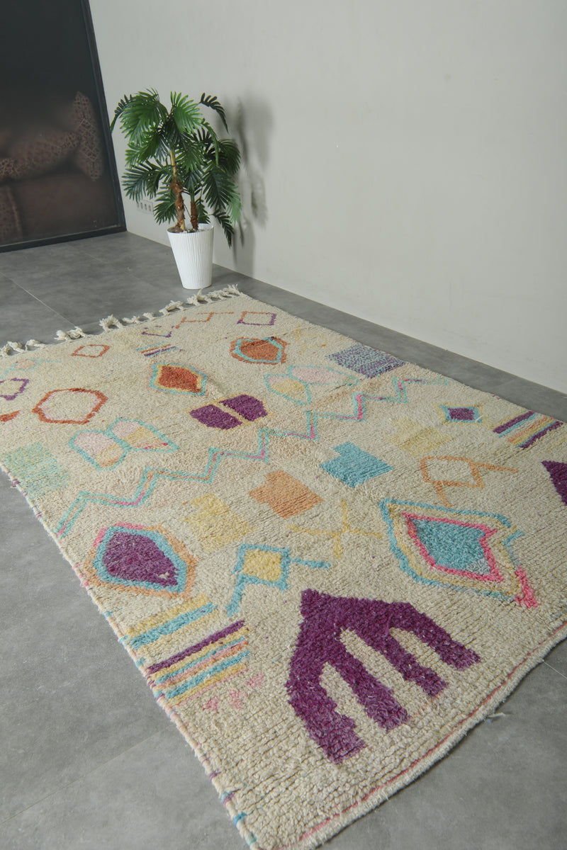 Handwoven Moroccan Rug 5 x 8 feet