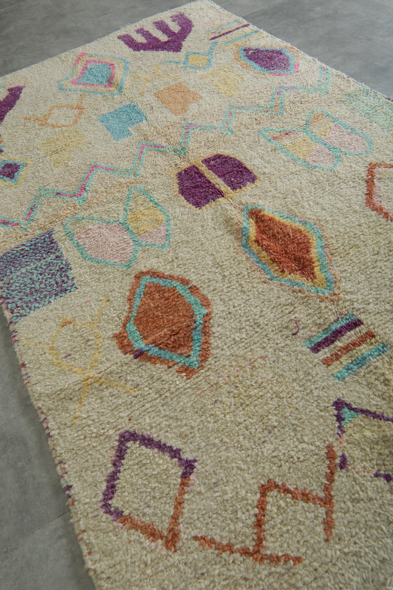 Handwoven Moroccan Rug 5 x 8 feet