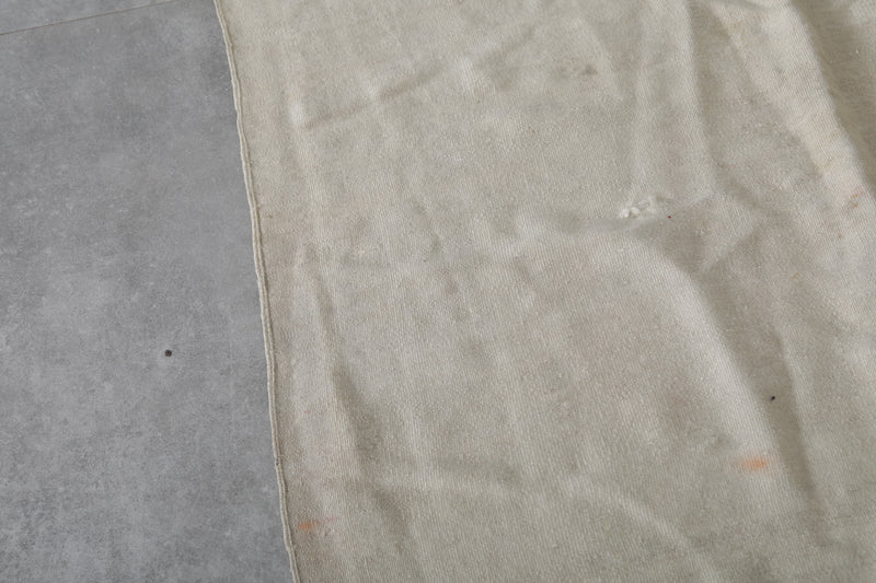 Moroccan Rug 3.9 x 10.8 FT - Timeless Handwoven Style - moroccan rug