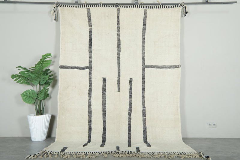 Minimalist Moroccan flatwoven rug - White with black linear motif - 7.2 ft x 10.3 ft - Flat woven rugs