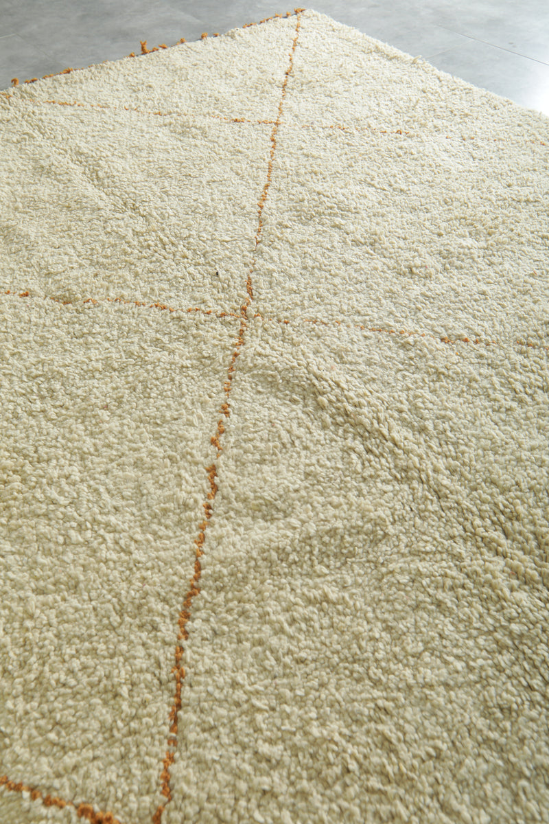 Handmade Moroccan rug - White & orange beni ourain with tassels - 8.1 ft x 8.9 f