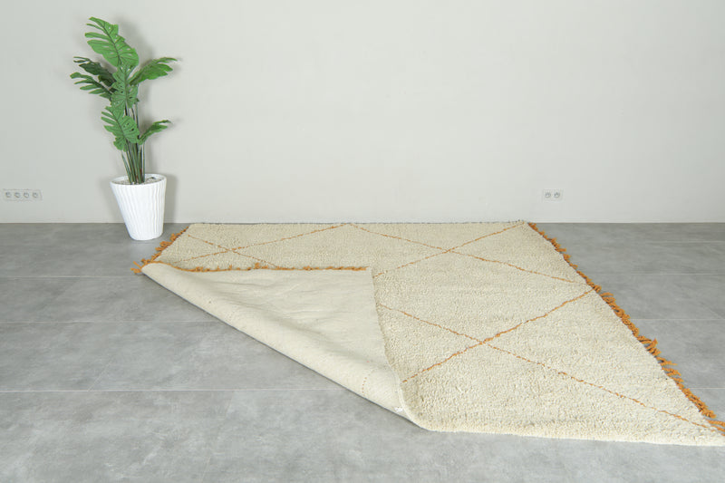 Handmade Moroccan rug - White & orange beni ourain with tassels - 8.1 ft x 8.9 f
