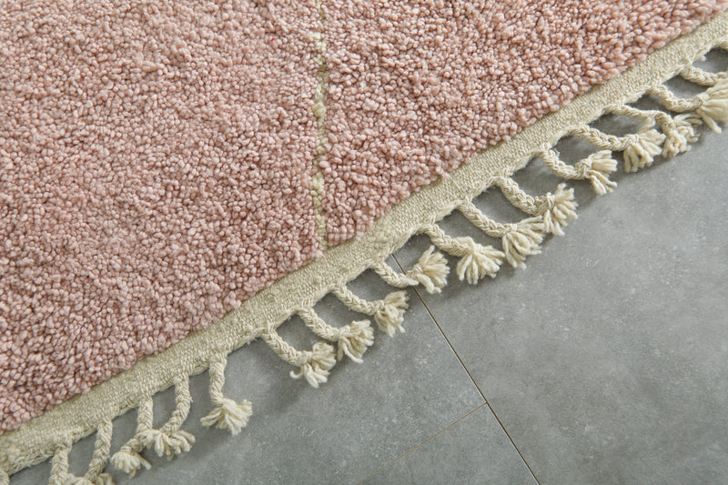 Pink Moroccan beni ourain rug - 8.1 ft x 10.1 ft