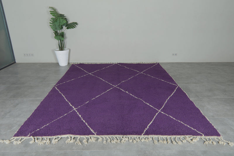 Handwoven Moroccan beni ourain rug - Deep purple wool with white diamond lattice - 8.1 ft x 10.2 ft