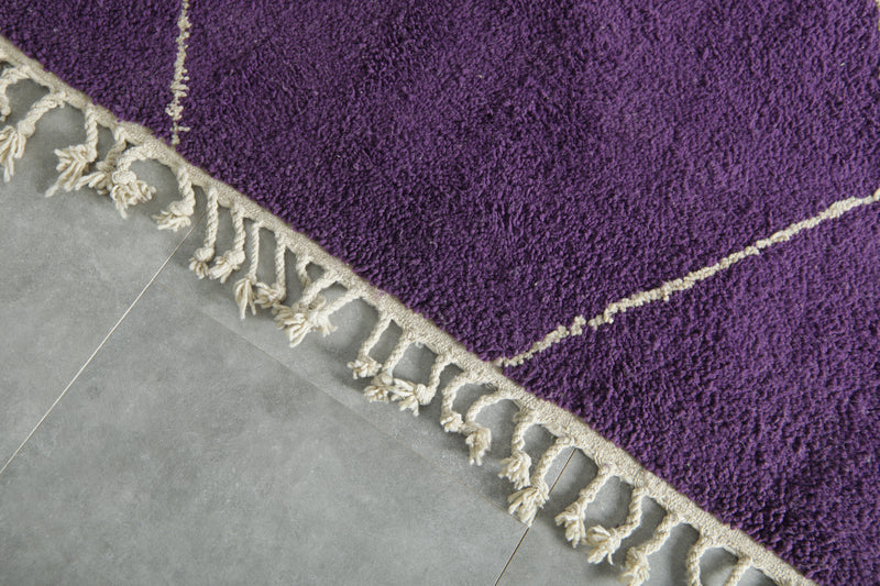 Handwoven Moroccan beni ourain rug - Deep purple wool with white diamond lattice - 8.1 ft x 10.2 ft