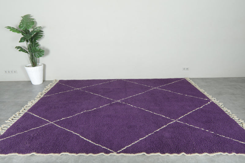 Handwoven Moroccan beni ourain rug - Deep purple wool with white diamond lattice - 8.1 ft x 10.2 ft