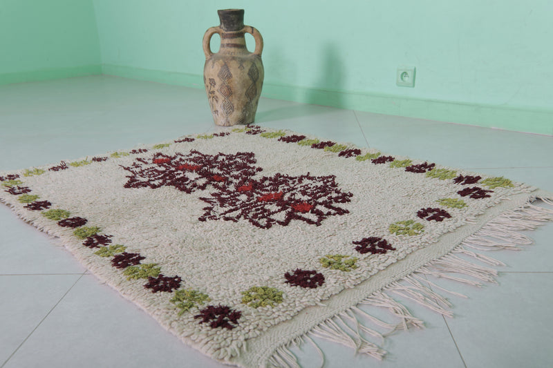 Charming Tribal Berber Rug – 3.2 x 3.9 ft Handwoven Art - Azilal rugs