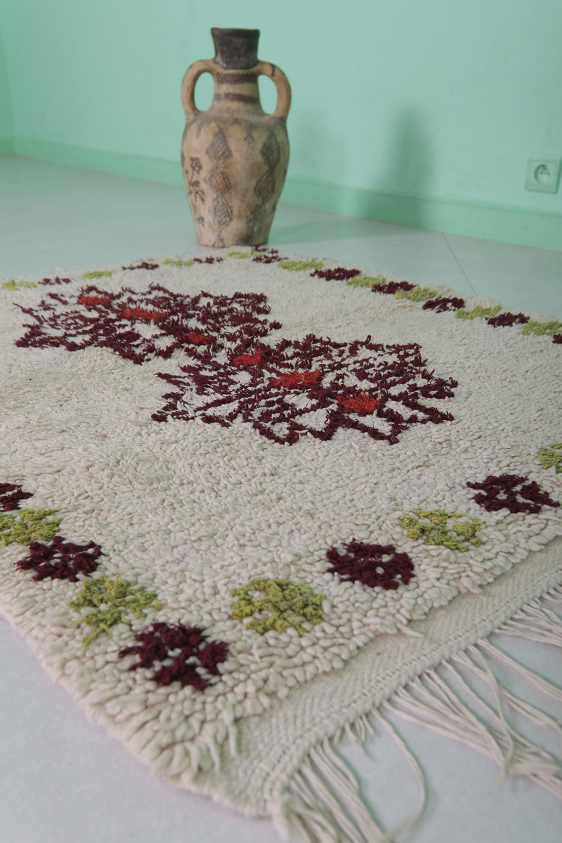 Charming Tribal Berber Rug – 3.2 x 3.9 ft Handwoven Art - Azilal rugs