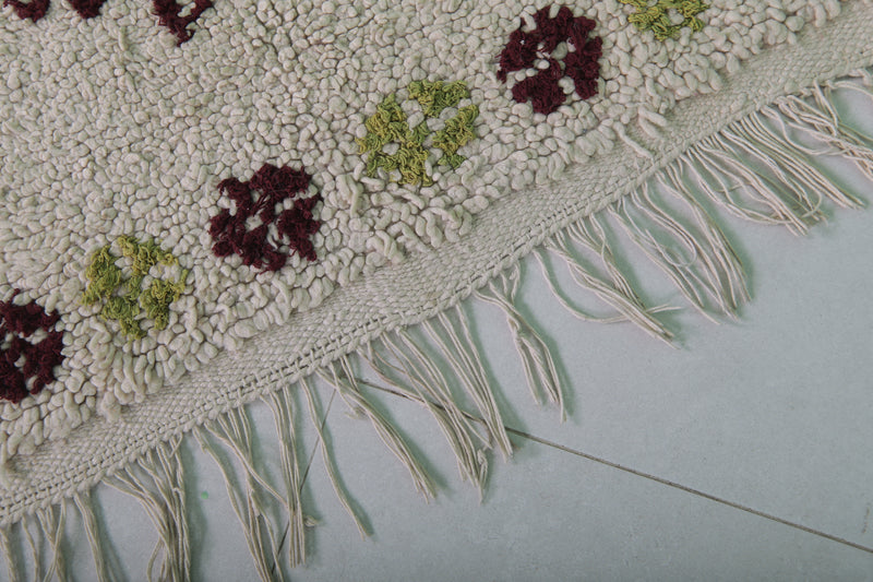 Charming Tribal Berber Rug – 3.2 x 3.9 ft Handwoven Art - Azilal rugs